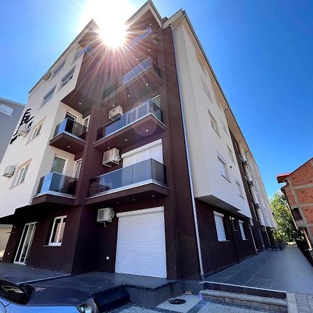 Darki Apartments 2 - Very Central Stay With Free Parking Ohrid Kültér fotó